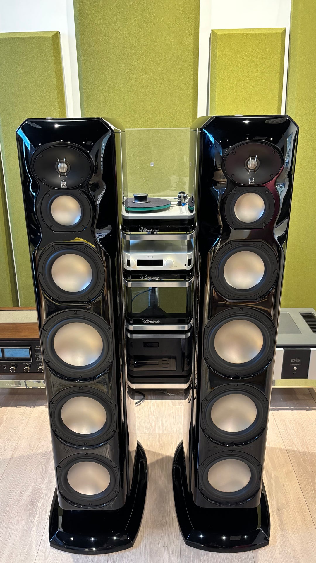Revel Ultima Salon 2 Salon2 Full Range Speakers in Gloss Black EXCELLENT