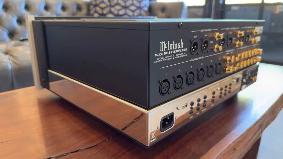 McIntosh C2800 Tube Preamplifier with Remote & Box EXCELLENT