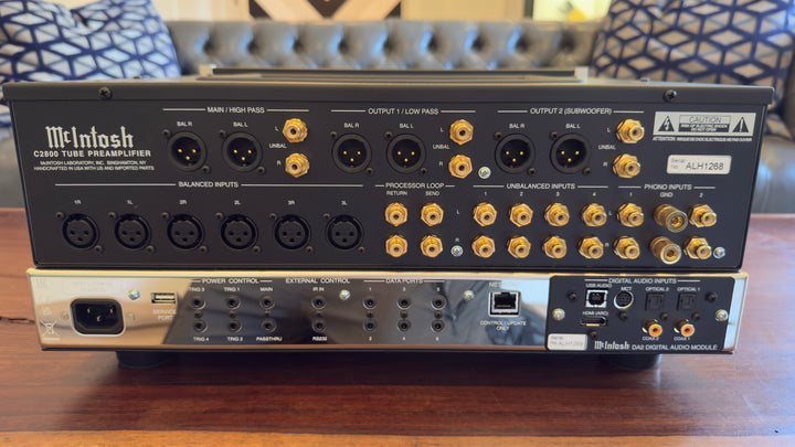 McIntosh C2800 Tube Preamplifier with Remote & Box EXCELLENT