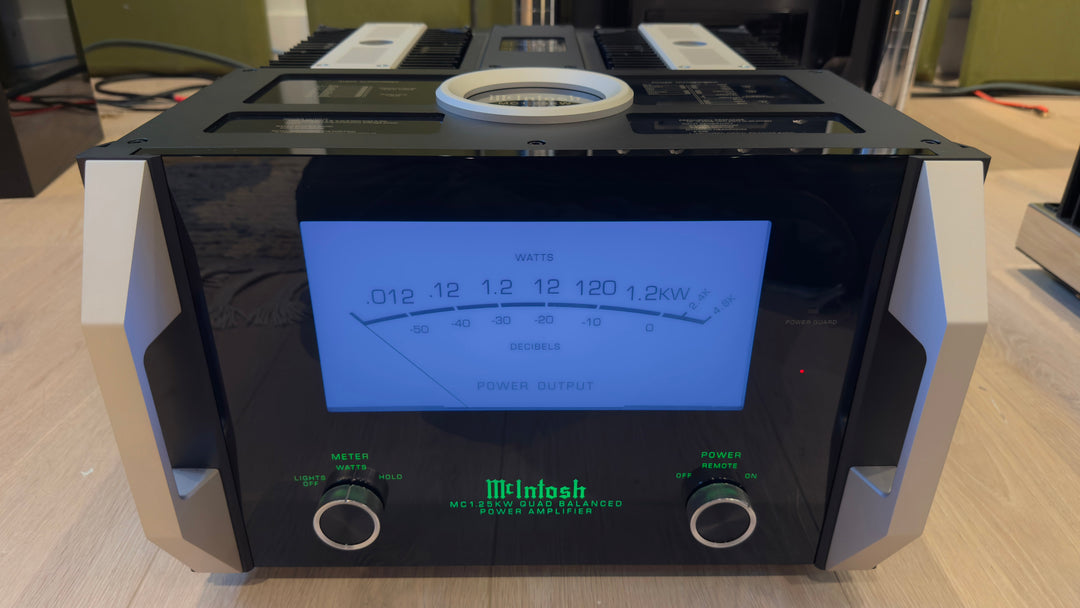 McIntosh MC1.25KW 1-Channel Solid State Amplifier Monoblock Pair with Boxes Serial AFW3406 & AFW3408 EXCELLENT