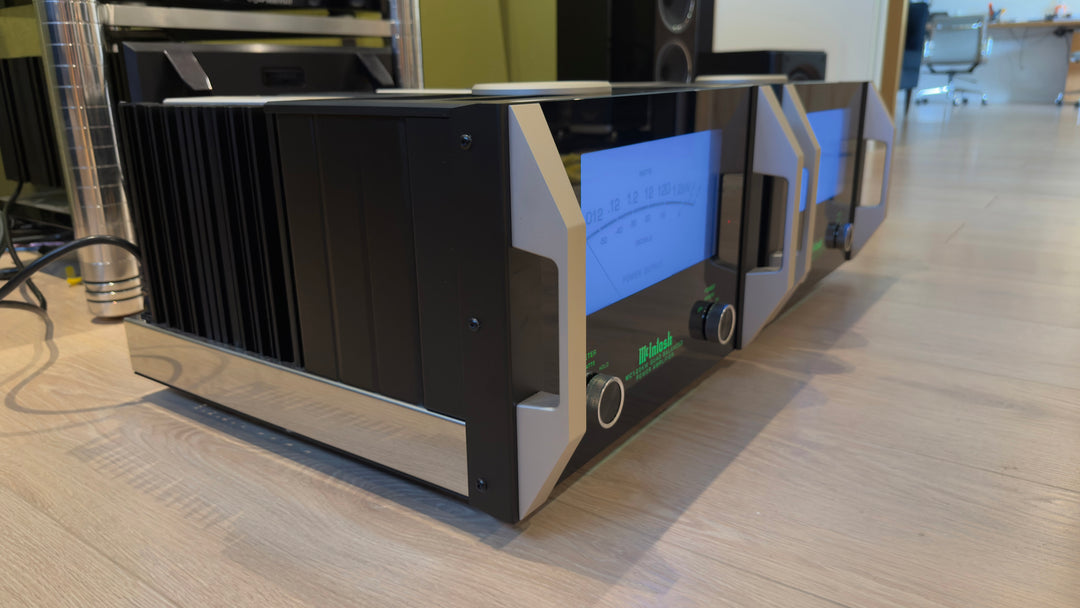 McIntosh MC1.25KW 1-Channel Solid State Amplifier Monoblock Pair with Boxes Serial AFW3406 & AFW3408 EXCELLENT