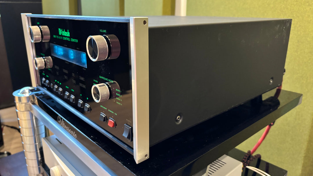 McIntosh MX119 Home Theater Preamplifier and Processor EXCELLENT