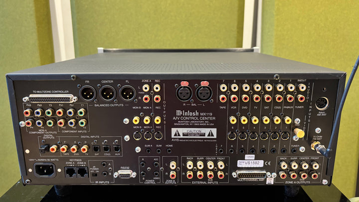 McIntosh MX119 Home Theater Preamplifier and Processor EXCELLENT