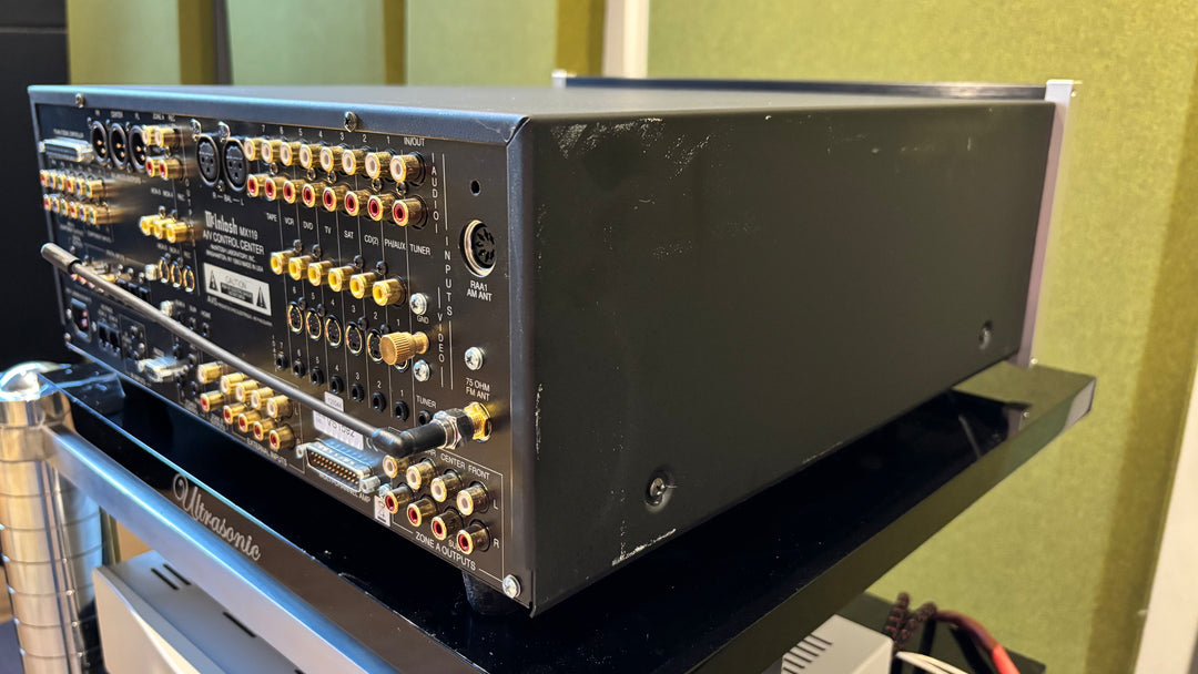 McIntosh MX119 Home Theater Preamplifier and Processor EXCELLENT