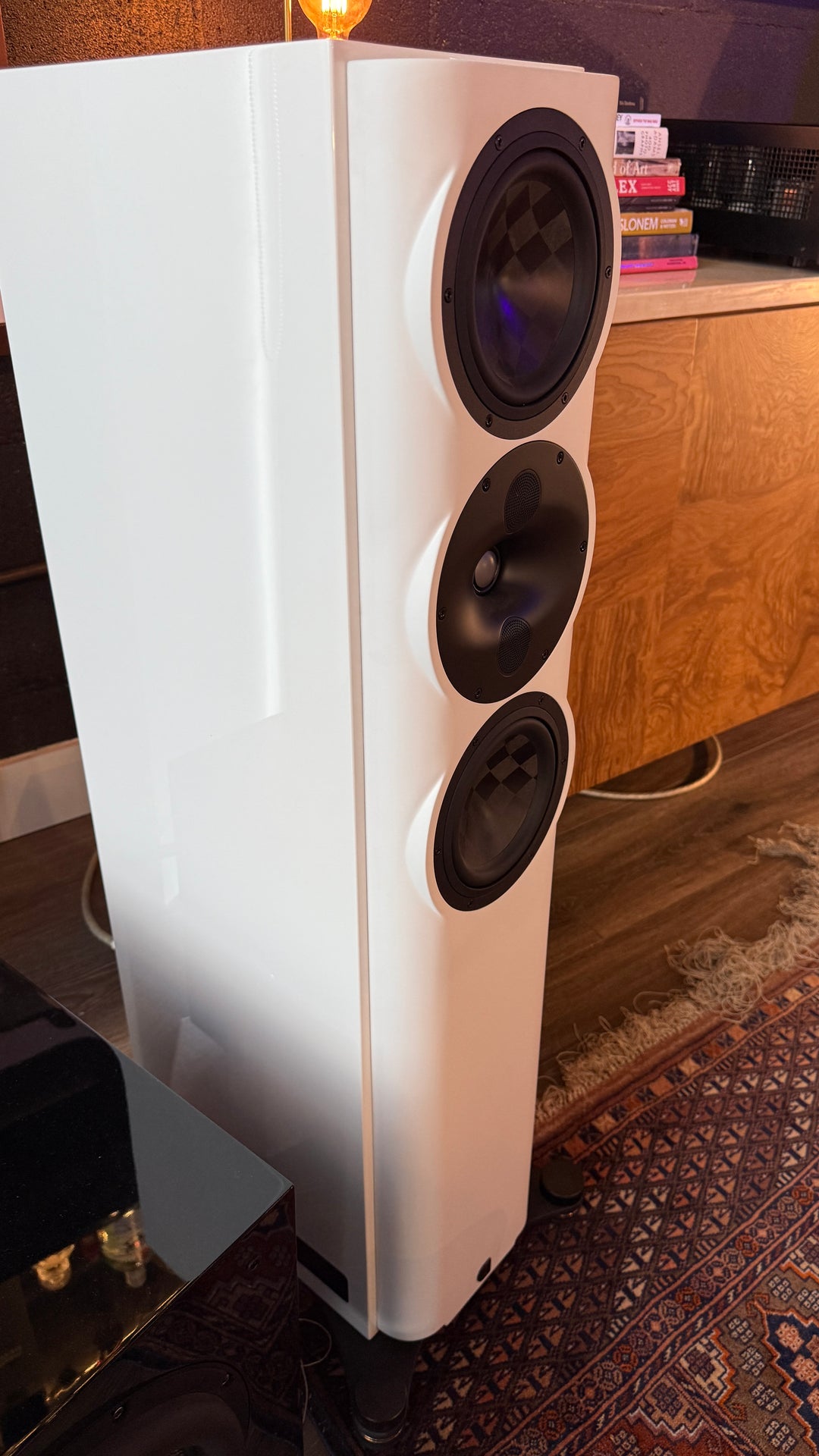 Perlisten S5t Full Range Speakers in White EXCELLENT