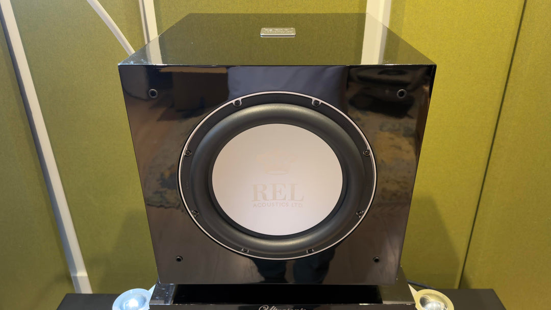 REL Acoustics S/812 Subwoofer w Box & Accessories in Gloss Black GOOD
