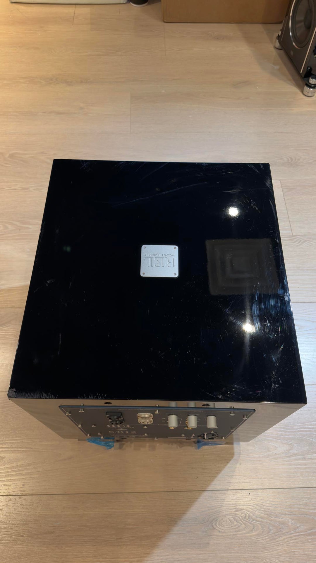 REL Acoustics S/812 Subwoofer w Box & Accessories in Gloss Black GOOD