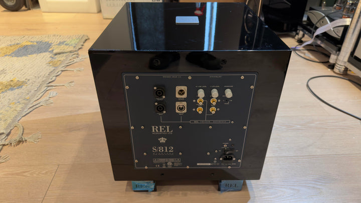 REL Acoustics S/812 Subwoofer w Box & Accessories in Gloss Black GOOD