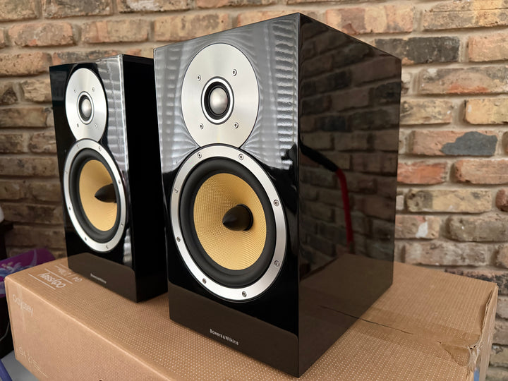 B&W Bowers & Wilkins CM5 MkI Bookshelf Speakers in Gloss Black EXCELLENT
