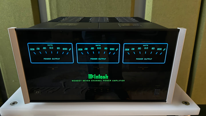 McIntosh MC8207 7-Channel Solid State Amplifier EXCELLENT