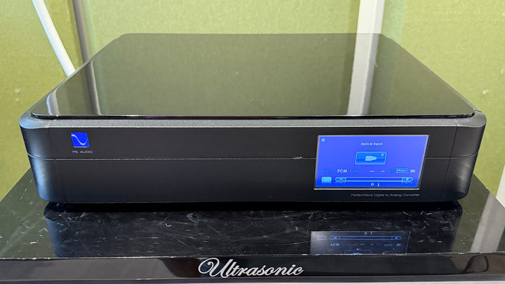 PS Audio PerfectWave DAC II 2 in Black w Box EXCELLENT