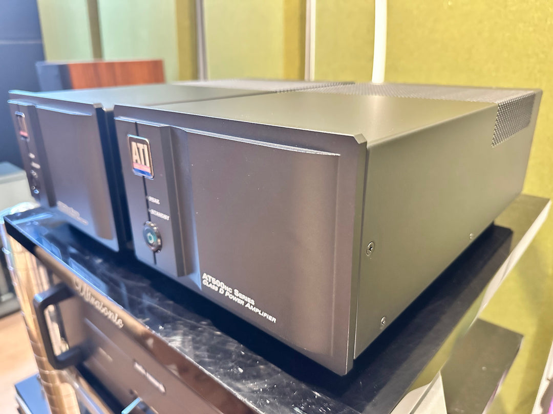 ATI AT500nc Series AT541NC Monoblock Amplifier Pair Class D in Black EXCELLENT