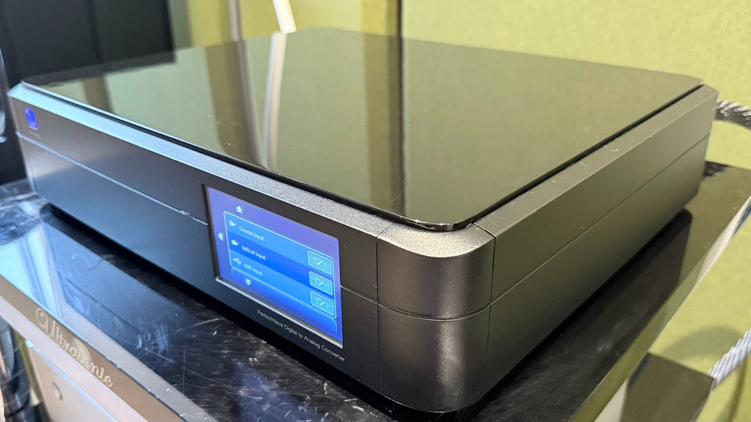 PS Audio PerfectWave DAC II 2 in Black w Box EXCELLENT