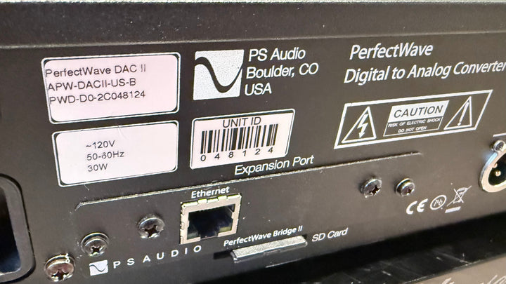 PS Audio PerfectWave DAC II 2 in Black w Box EXCELLENT