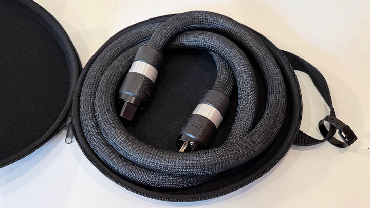 Shunyata Research Alpha NR 20A 20 Amp C19 2M Power Cable w Case EXCELLENT
