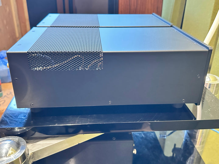 ATI AT500nc Series AT541NC Monoblock Amplifier Pair Class D in Black EXCELLENT