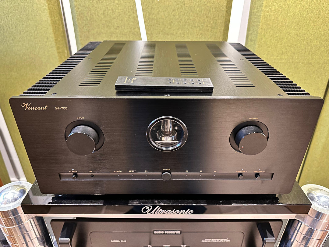 Vincent SV700 Integrated Amplifier in Black w Remote & Box EXCELLENT