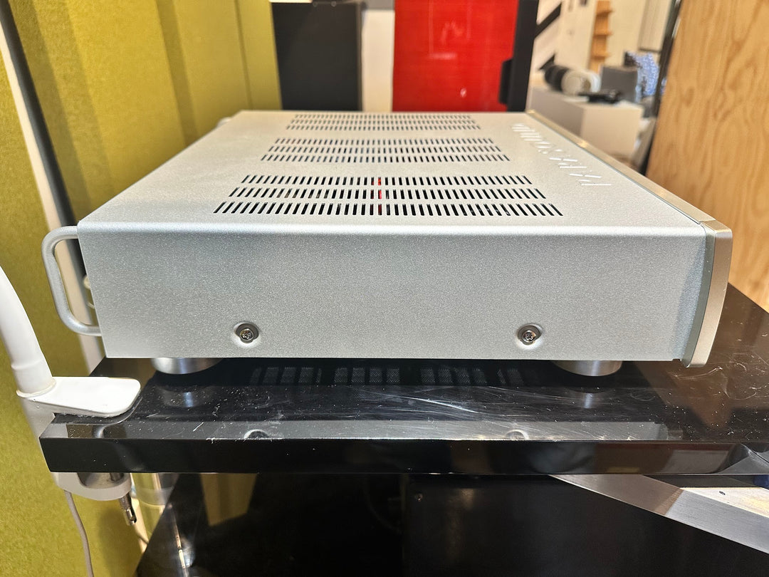 Parasound Halo A23+ Stereo Amplifier in Silver w Box EXCELLENT
