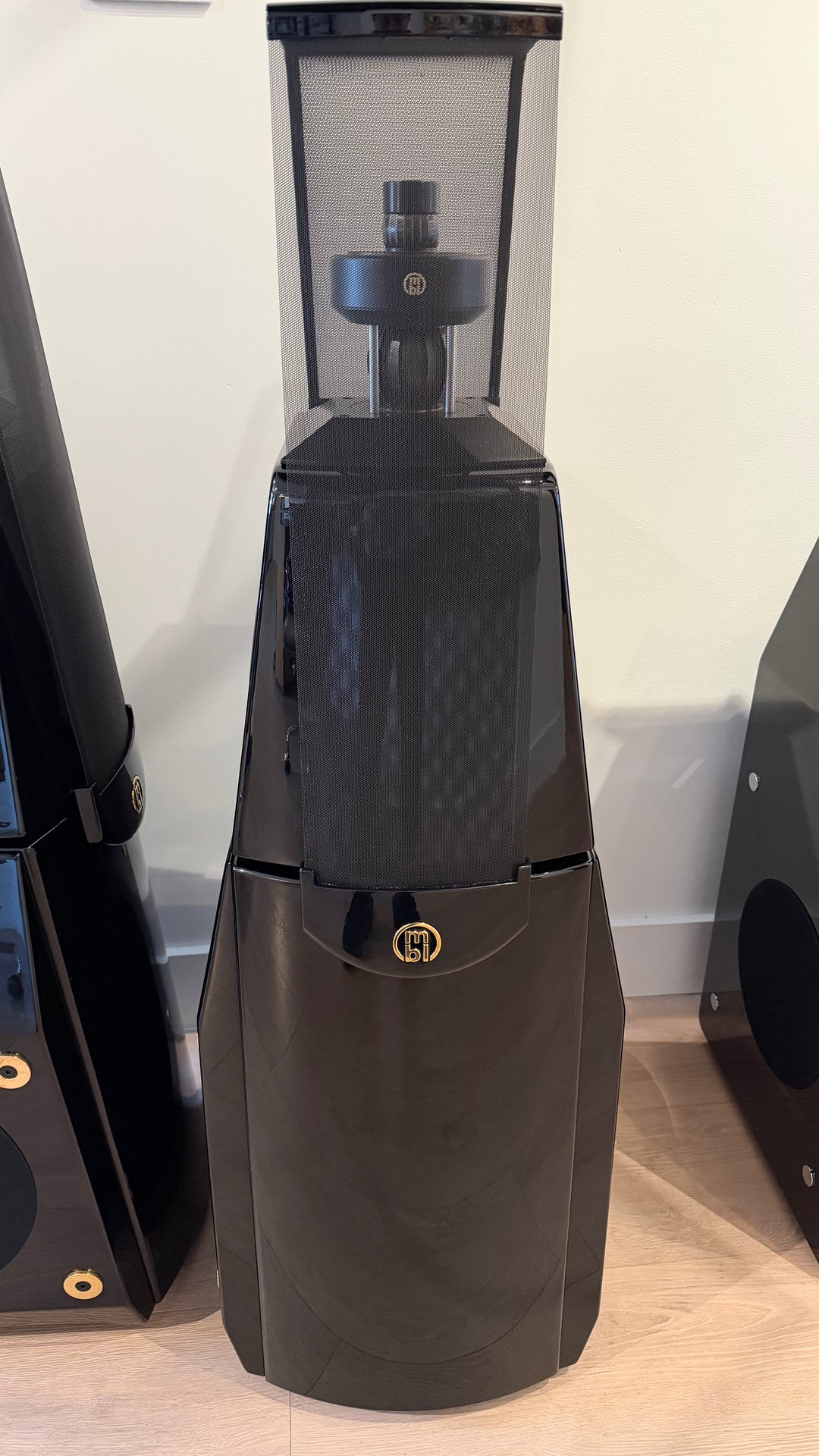 MBL Radialstrahler 111F Loudspeaker MBL 111 F in Gloss Black w Box EXCELLENT