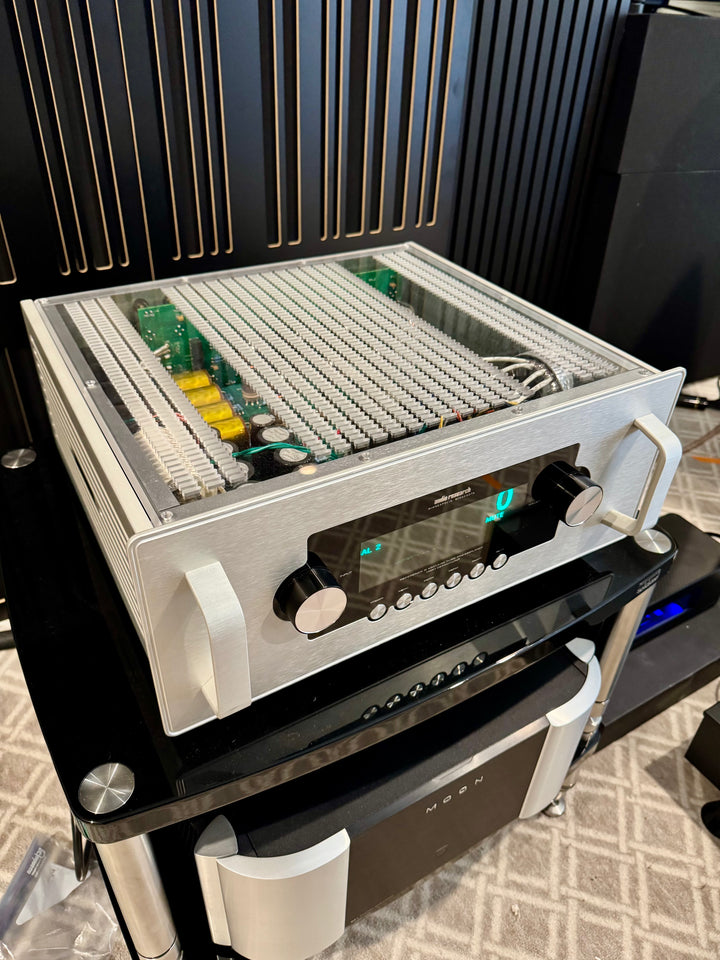 Audio Research Reference 6SE REF6SE Line-Stage Preamplifier in Silver w Box MINT