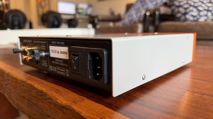 Vertere Phono-1 MM / MC Preamplifier Phono Stage MkII L in Orange EXCELLENT