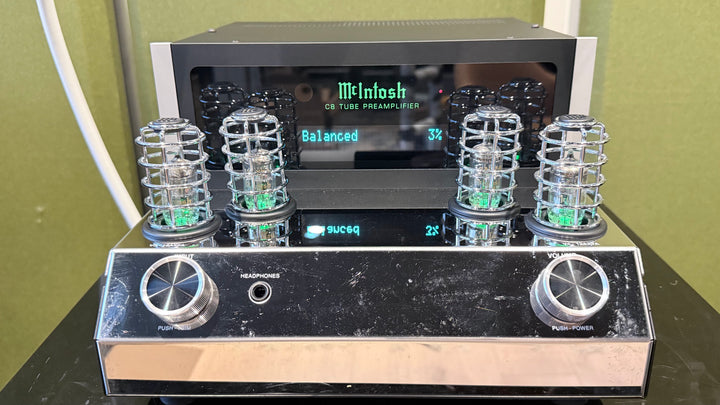 McIntosh C8 Vacuum Tube Preamplifier w Box EXCELLENT
