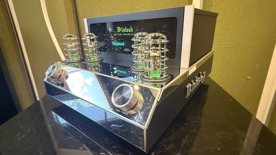 McIntosh C8 Vacuum Tube Preamplifier w Box EXCELLENT