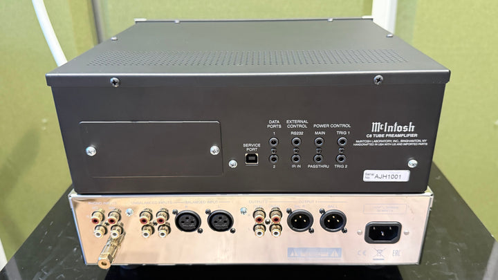 McIntosh C8 Vacuum Tube Preamplifier w Box EXCELLENT