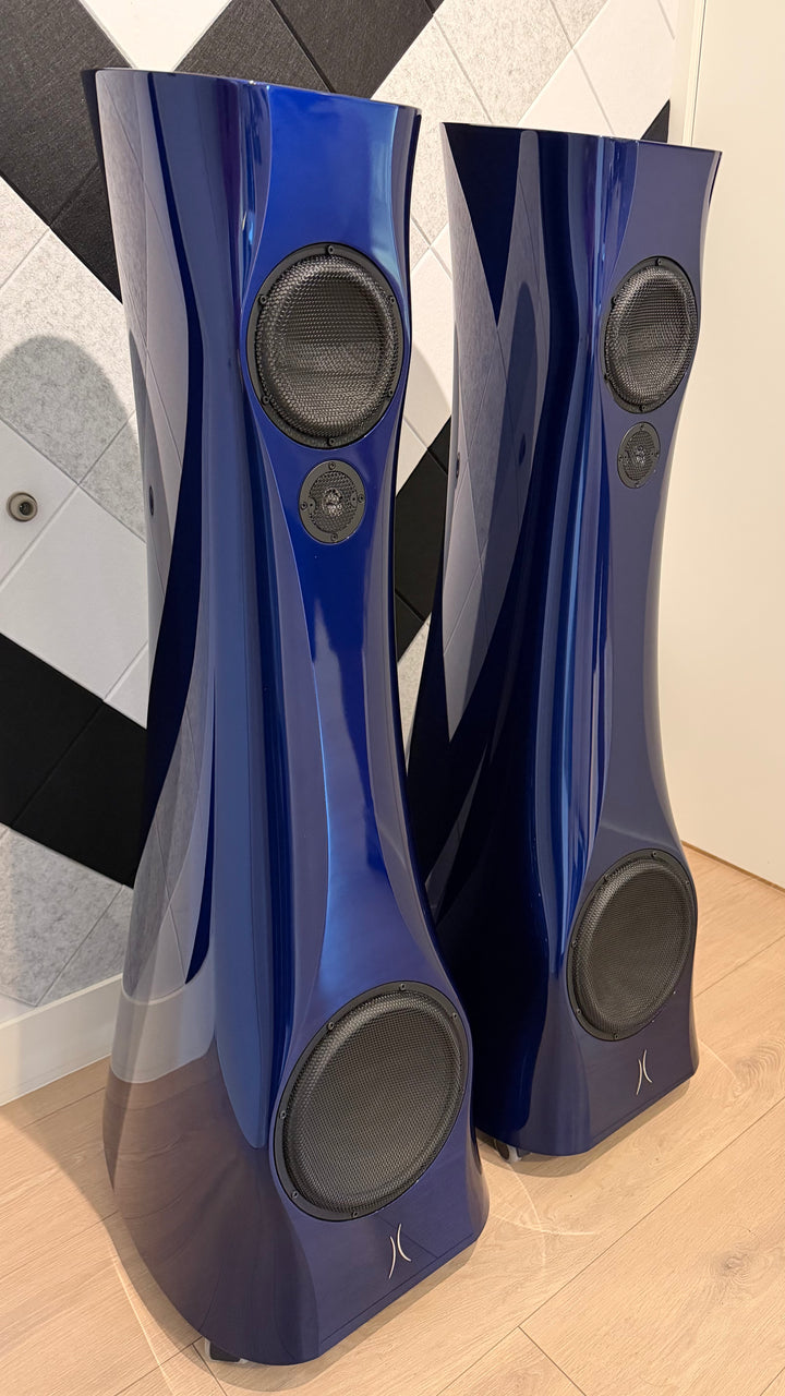 Estelon X Diamond Mk II Full-Range Speakers in Blue Cobalt Liquid Gloss 1-Owner with Crates EXCELLENT