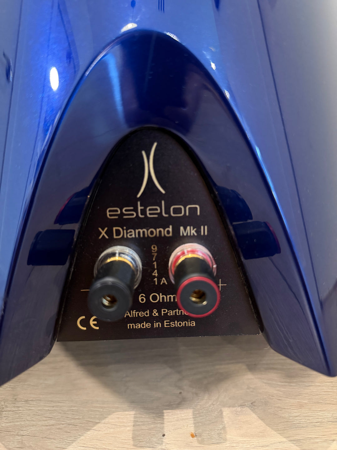 Estelon X Diamond Mk II Full-Range Speakers in Blue Cobalt Liquid Gloss 1-Owner with Crates EXCELLENT