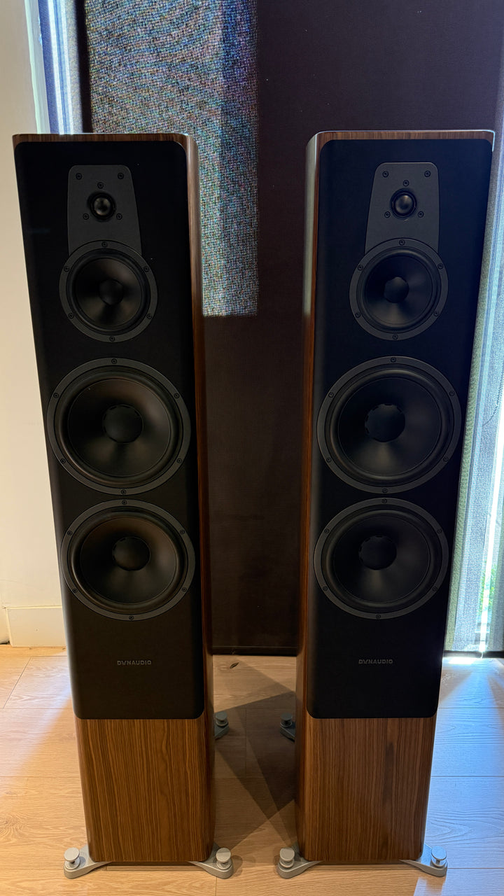 Dynaudio Contour 60 Full Range Speakers in Walnut EXCELLENT