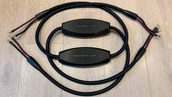 Transparent Audio Ultra Speaker Cables with Spade Connectors 2.5M