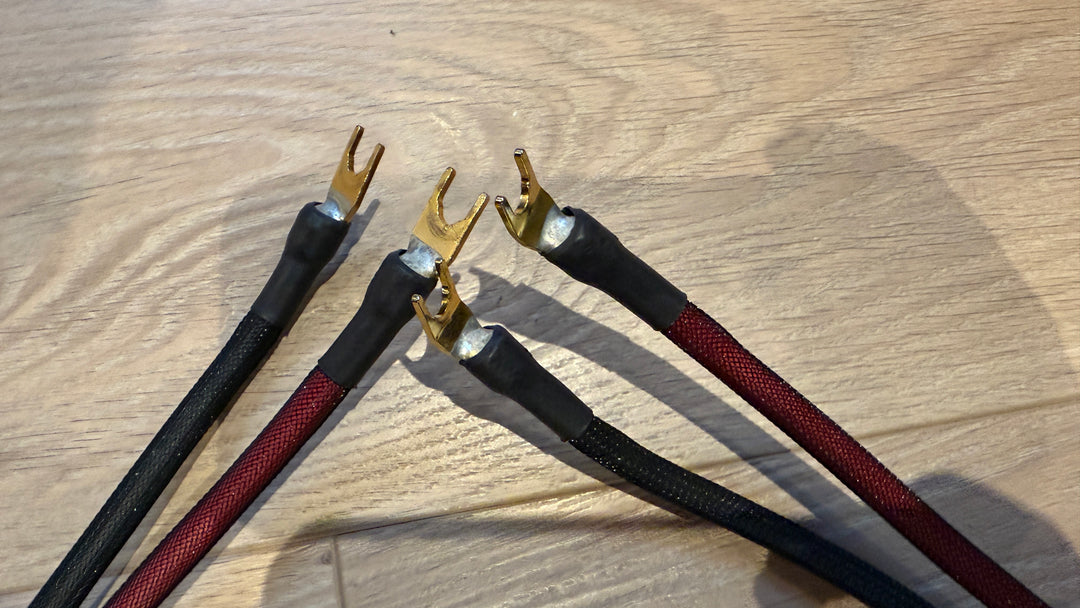 Transparent Audio Ultra Speaker Cables with Spade Connectors 2.5M