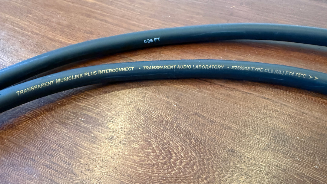 Transparent Audio Plus RCA Interconnect Cables 1M EXCELLENT