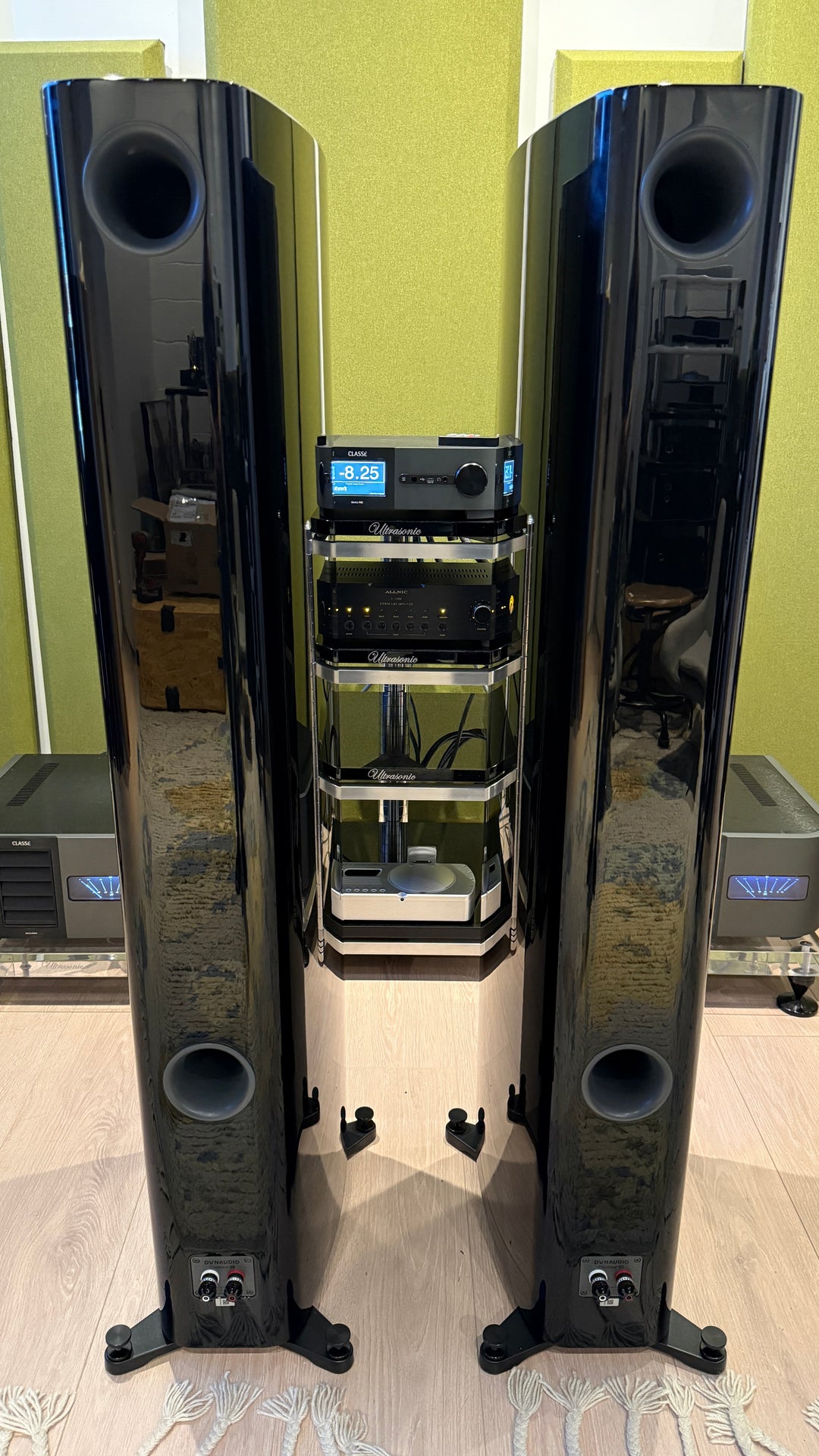 Dynaudio Contour 60 Full Range Speakers in Gloss Black with Crates EXCELLENT