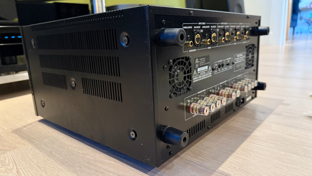 Rotel RMB-1585 Five Channel Power Amplifier EXCELLENT