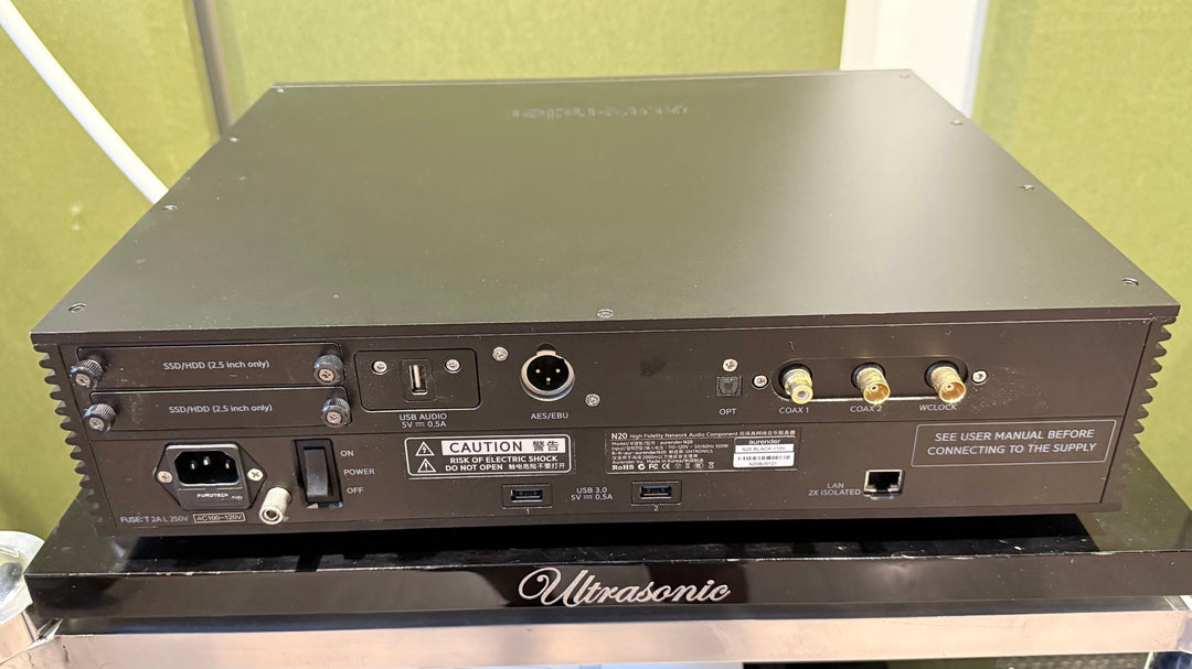 Aurender N20 Music Server Streamer in Black w Box EXCELLENT