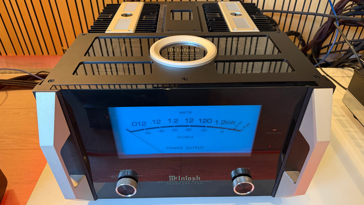 McIntosh MC1.25kW Quad Balanced Power Amplifier Monoblock Pair with Boxes EXCELLENT