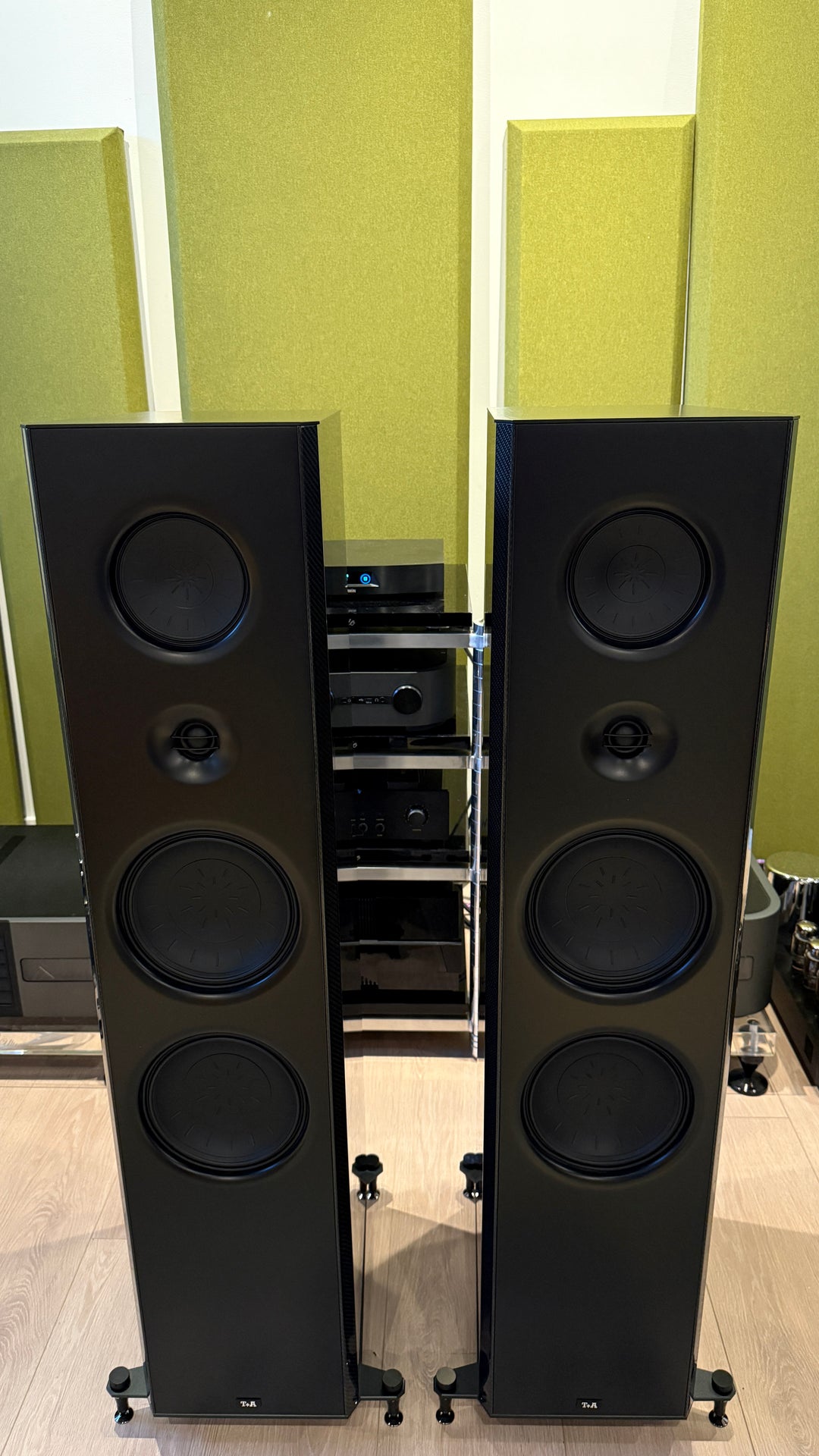 T+A Criterion S 2200 CTL Carbon Finished Full Range Speaker Pair 3 Way Floor Standing EXCELLENT