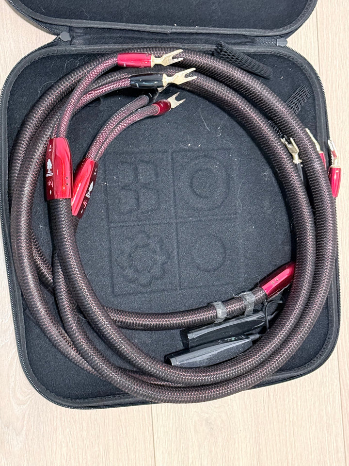 AudioQuest Redwood Speaker Cables 2M Cable Pair w Case VERY GOOD