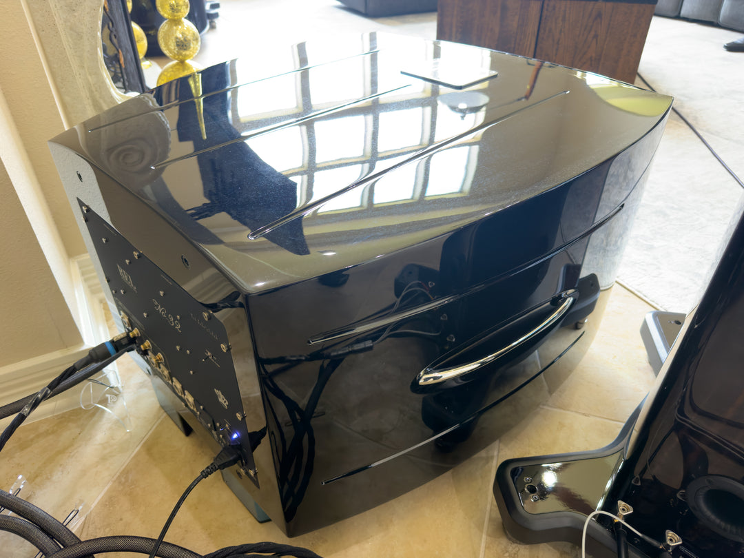 REL Acoustics No. 32 15" Subwoofer in Gloss Black EXCELLENT