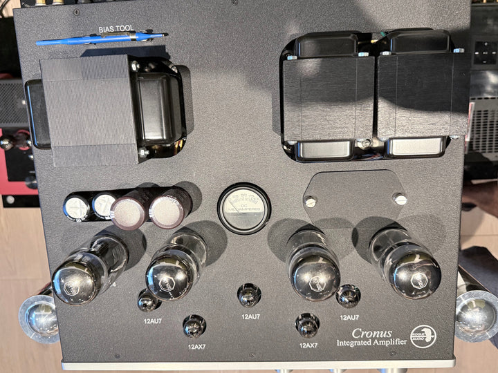 Rogue Audio Cronus Integrated Amplifier Magnum 2 with Remote EXCELLENT