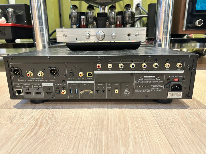 Oppo UDP-205 Reference 4K Ultra HD Blu-Ray Player in Black w Remote & Box EXCELLENT