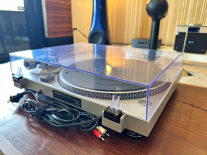 Technics SL-D303 Turntable Record Player w Audio-Technica Cartridge EXCELLENT