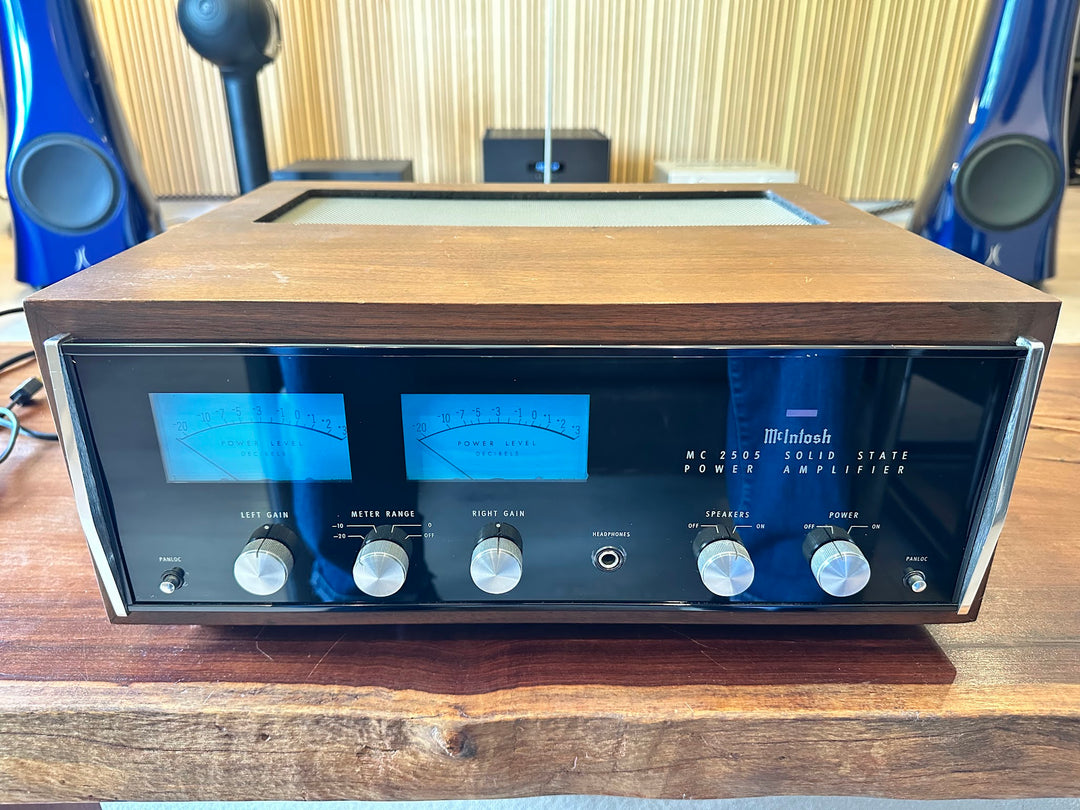 McIntosh MC-2505 Stereo Solid-State Power Amplifier w Wooden Cabinet VERY GOOD