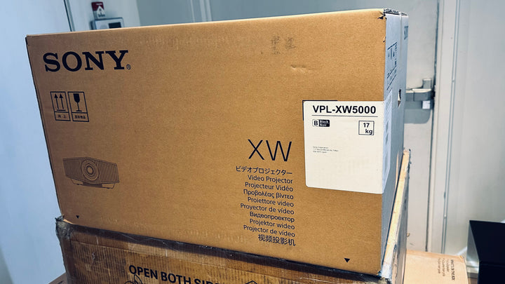 Sony VPL-XW5000 4K HDR Video Projector BRAND NEW UNOPENED