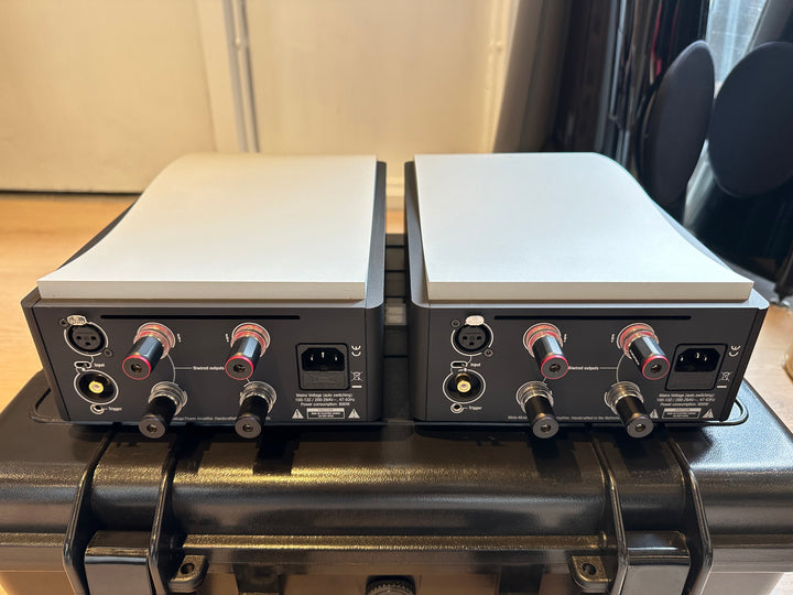 Mola Mola Kaluga Power Amplifier Mono Pair Customer Trade-In EXCELLENT