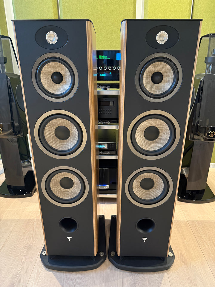 Focal Aria 948 in Prime Walnut EXCELLENT