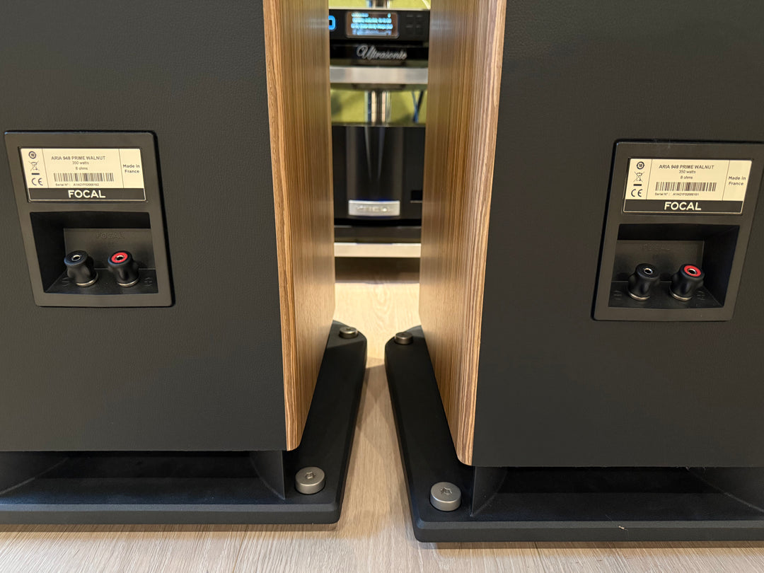 Focal Aria 948 in Prime Walnut EXCELLENT