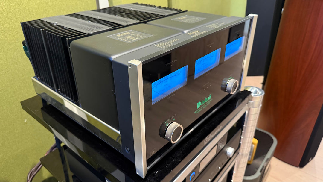 McIntosh MC207 7-Channel Home Theather Amplifier VERY GOOD